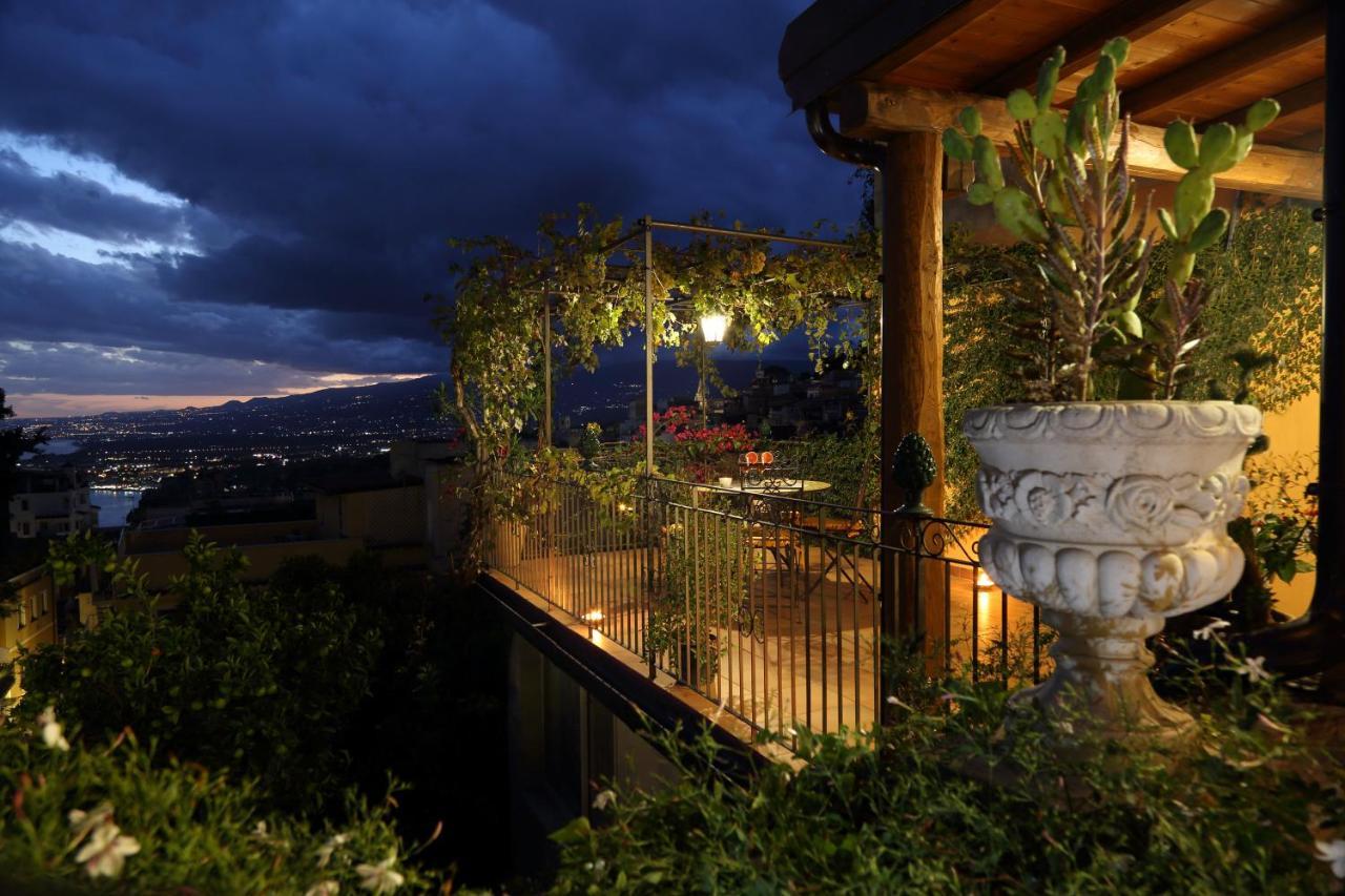 Le Terrazze Del Teatro Greco Villa ตาออร์มินา ภายนอก รูปภาพ