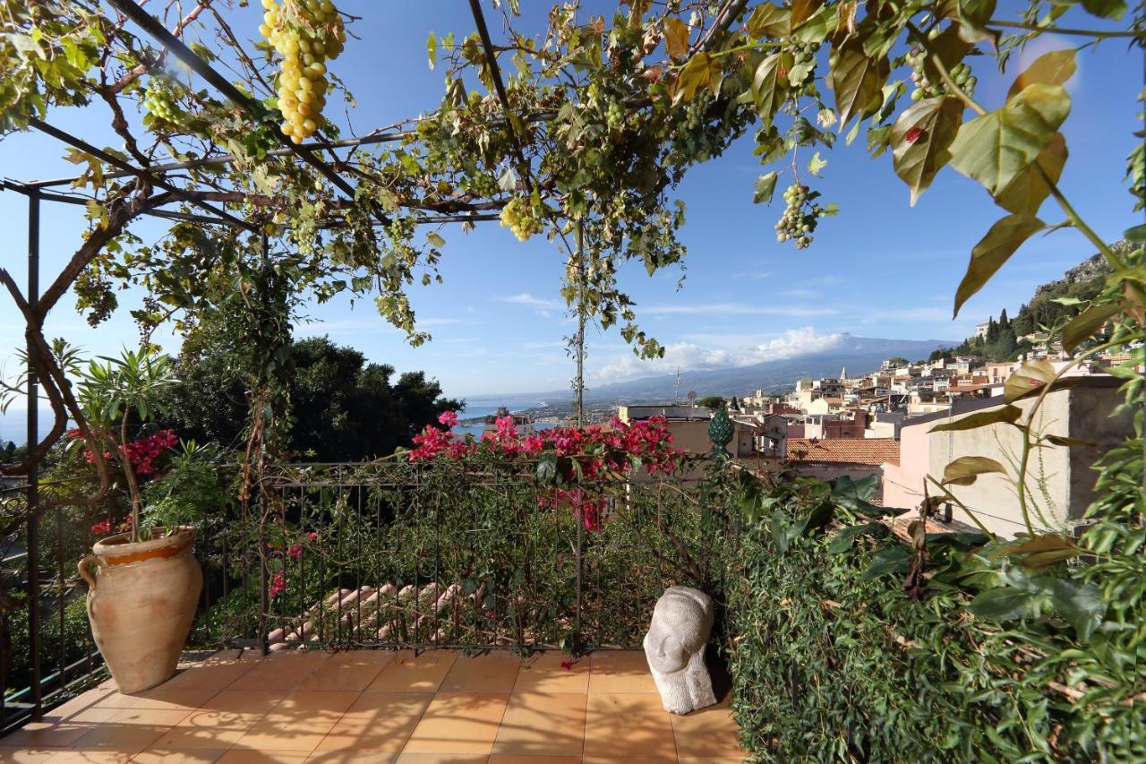 Le Terrazze Del Teatro Greco Villa ตาออร์มินา ภายนอก รูปภาพ